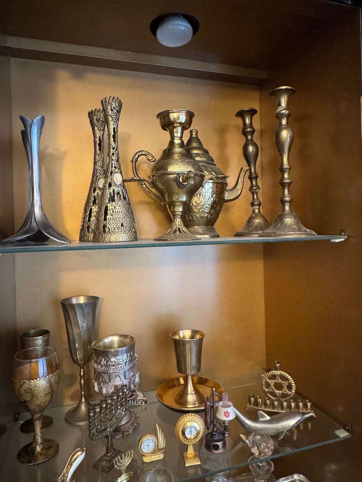 ESTATE SALE – AUGUST 9 Antiques, Vintage, Furniture (Ville St-Laurent) · couverture